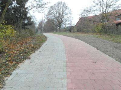 Radweg Katzenbuckel in Richtung Theodor-Storm-Stieg (entgegengesetzte Richtung)