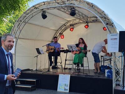 S&iacute;via Rinc&oacute;n und Toni Malgarejo von der Musikschule in Esplugues