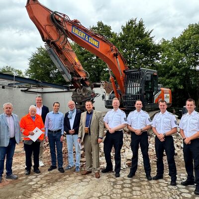 Abriss Fahrzeughalle FFW Mitte